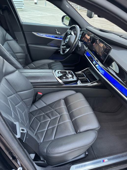 BMW 740d xDrive M Sport | 2023. | 3.0 D | 210 kW | FULL | REG 09/27, fotografija 17