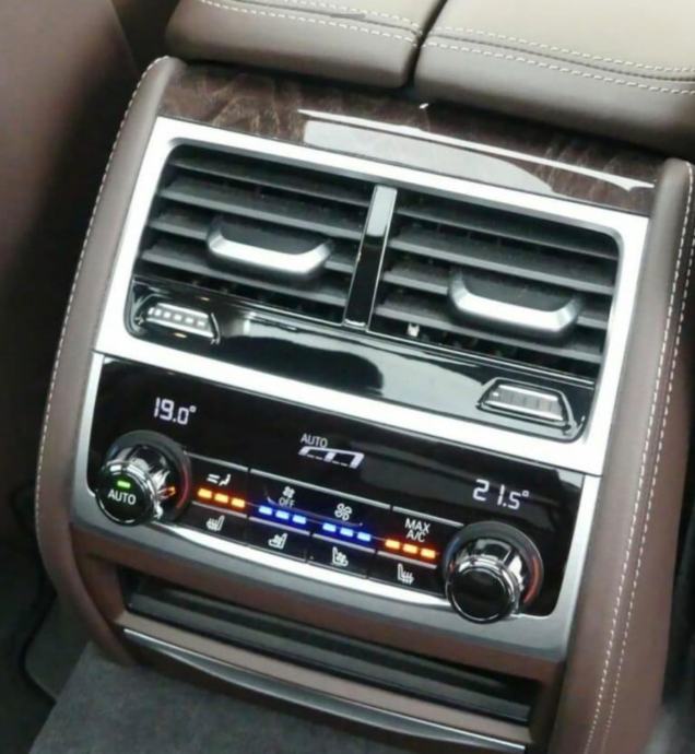 BMW serija 7 740 Ld X DRIVE * EXCLUSIVE OPREMA *Ful Ful, fotografija 15