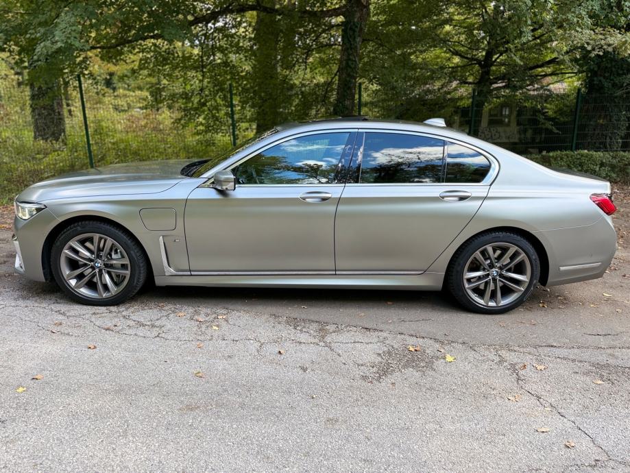 BMW 745e G11 / PDV, fotografija 7