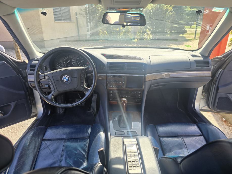 BMW serija 7 E38 740i automatik, fotografija 9