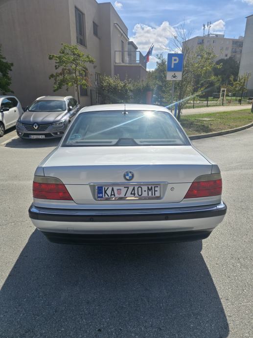 BMW serija 7 E38 740i automatik, fotografija 5