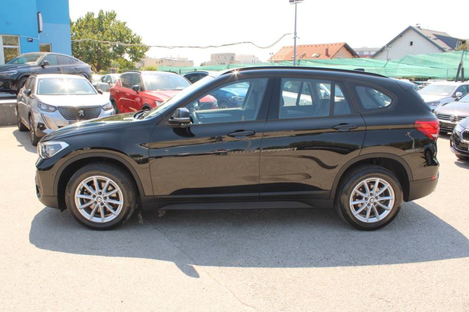 BMW X1 18d AUTOMATIK *LED, NAVIGACIJA* - nije uvoz, fotografija 8