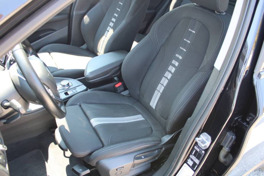 BMW X1 18d AUTOMATIK *LED, NAVIGACIJA* - nije uvoz, fotografija 10