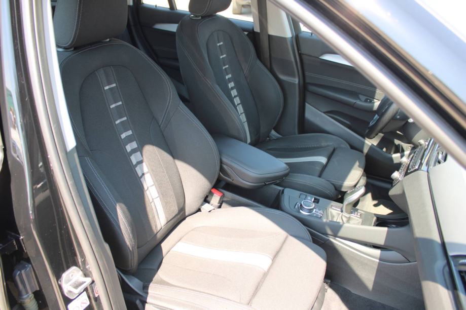 BMW X1 18d AUTOMATIK *LED, NAVIGACIJA* - nije uvoz, fotografija 12