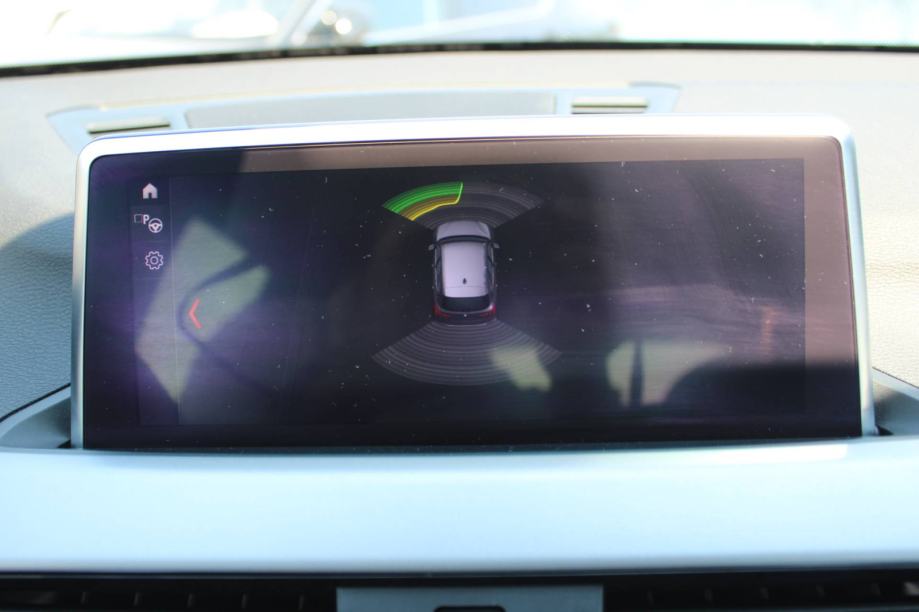 BMW X1 18d AUTOMATIK *LED, NAVIGACIJA* - nije uvoz, fotografija 20