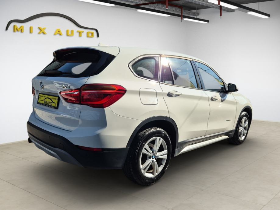 BMW X1 18d automatik NAVI LED TEMPOMAT, pogled izvana - slika 4