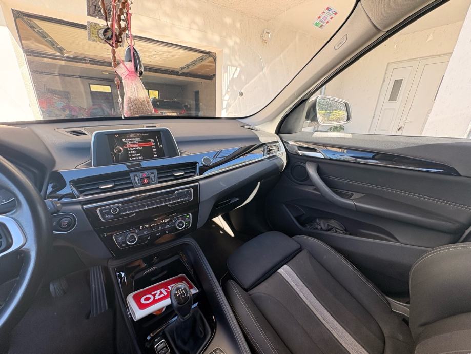 BMW X1 18d, fotografija 4