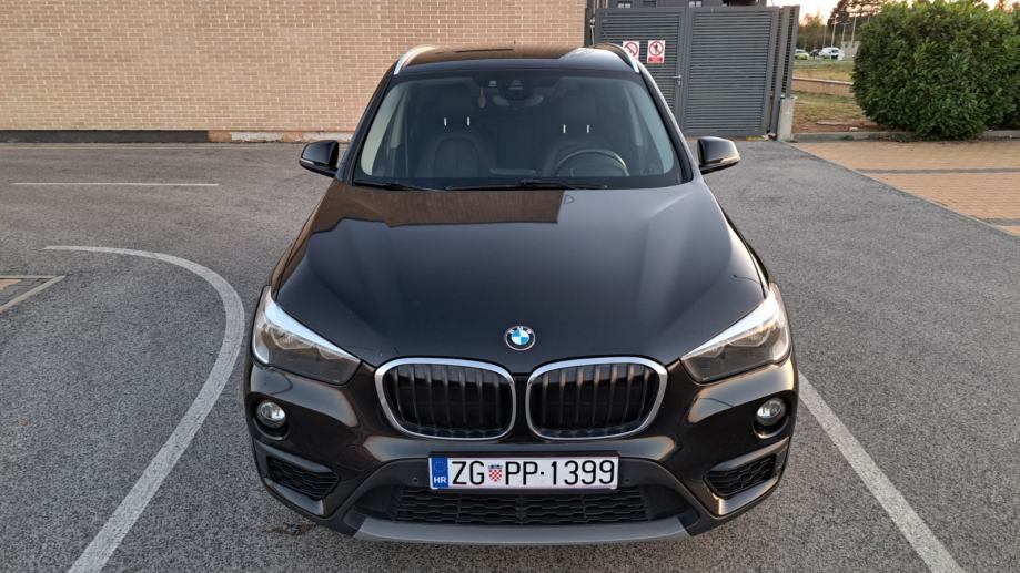 BMW X1 18d XDrive Advantage, fotografija 2
