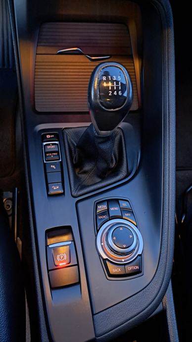BMW X1 18d XDrive Advantage, fotografija 17