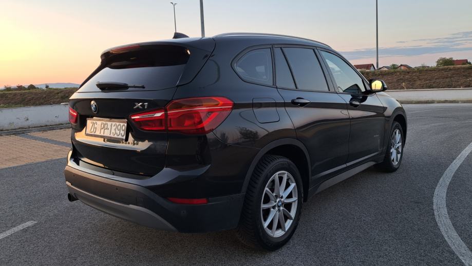 BMW X1 18d XDrive Advantage, fotografija 7