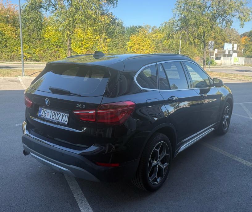 BMW X1 18d Xline Automatik*Facelift model*Reg.07/2027*Led*Odličan*, fotografija 6