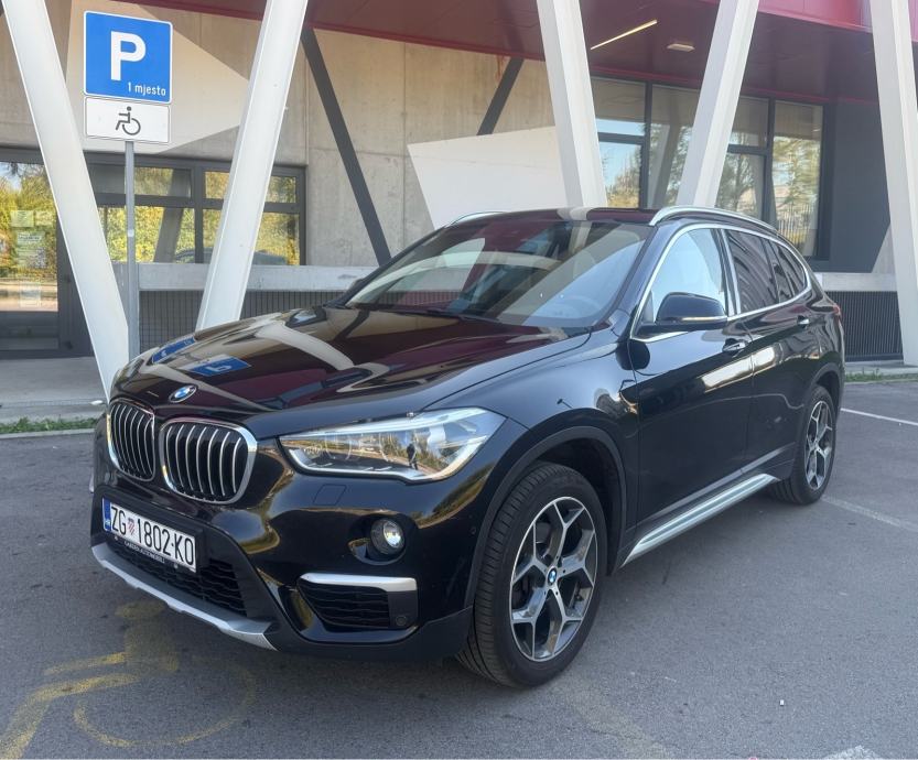 BMW X1 18d Xline Automatik*Facelift model*Reg.07/2027*Led*Odličan*, fotografija 2