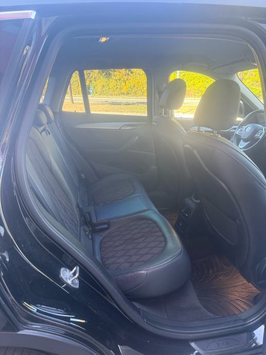 BMW X1 18d Xline Automatik*Facelift model*Reg.07/2027*Led*Odličan*, fotografija 12