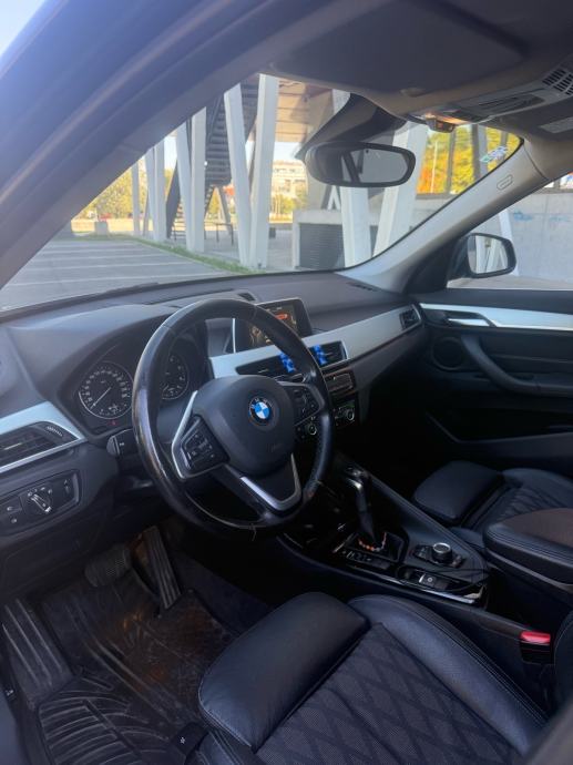 BMW X1 18d Xline Automatik*Facelift model*Reg.07/2027*Led*Odličan*, fotografija 10
