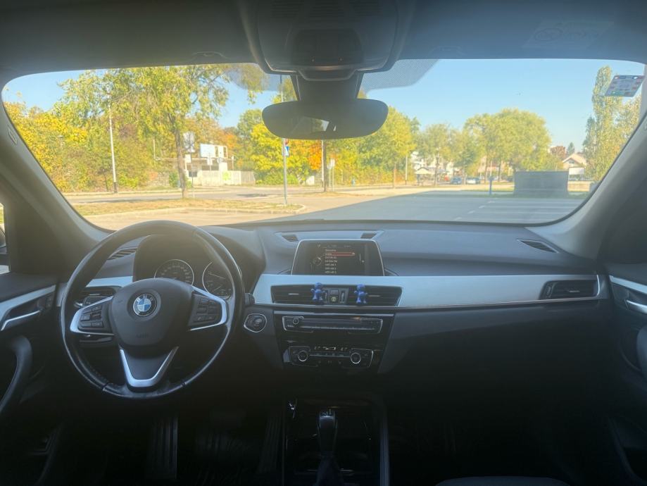 BMW X1 18d Xline Automatik*Facelift model*Reg.07/2027*Led*Odličan*, fotografija 13