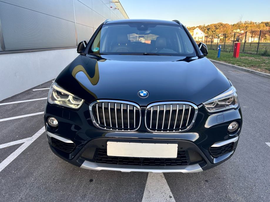 BMW X1 18d, XLine , Sdrive , Navi, Led , Ambi light ,, fotografija 6