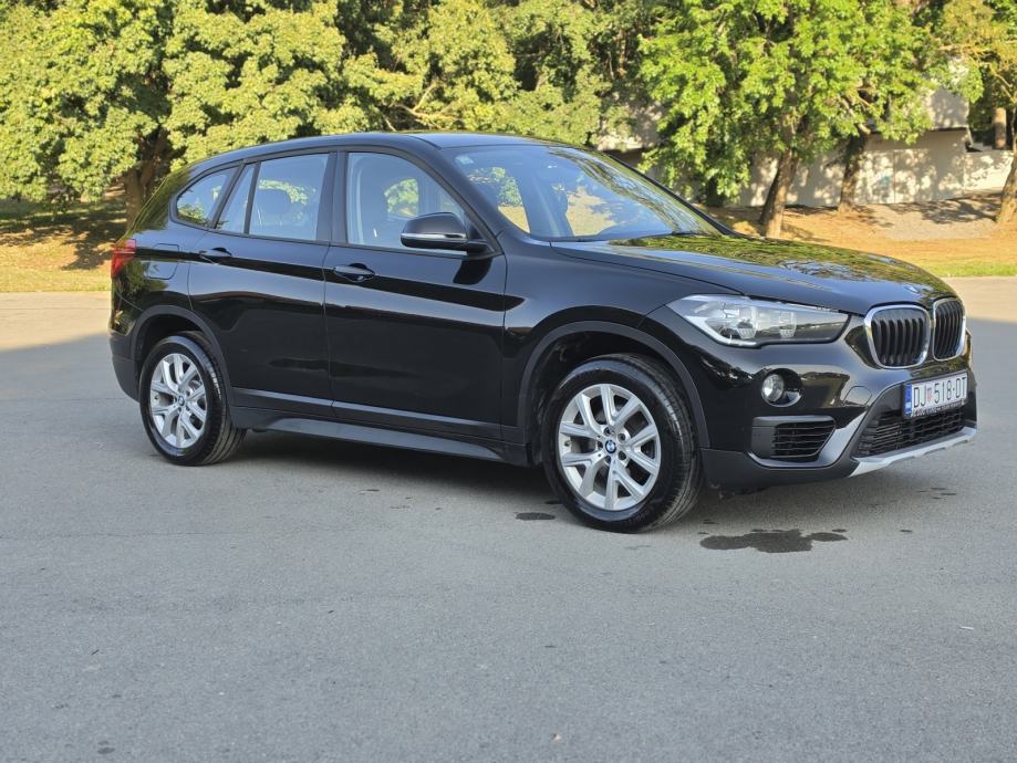 BMW X1 18i, fotografija 2