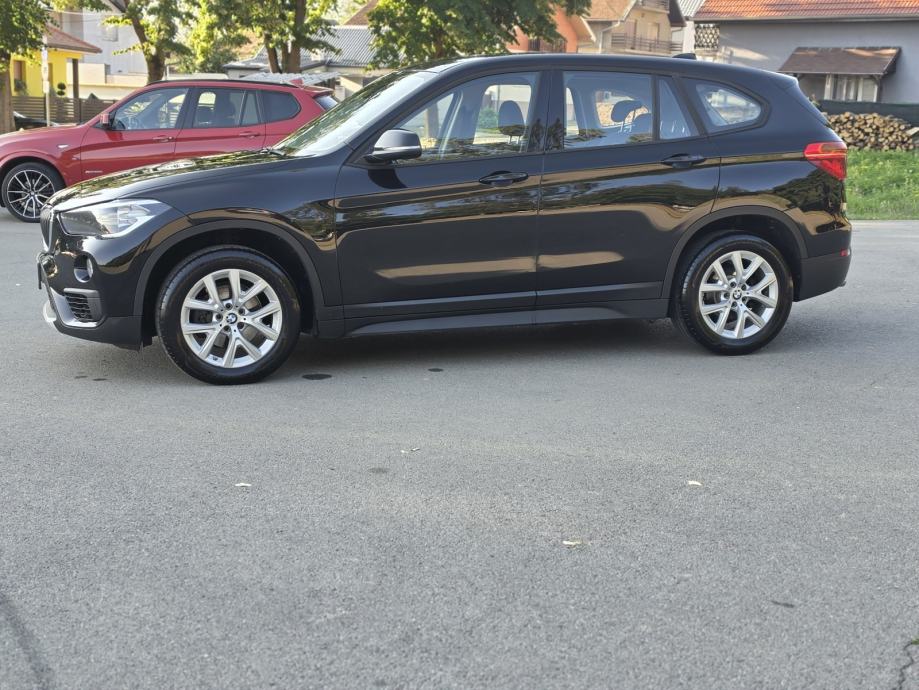BMW X1 18i, fotografija 5