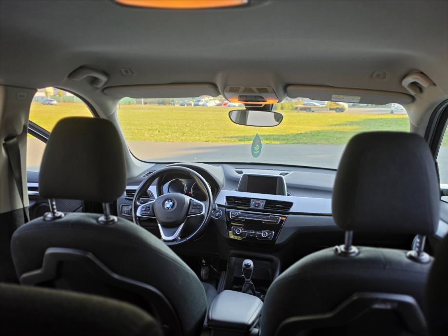 BMW X1 18i, fotografija 14