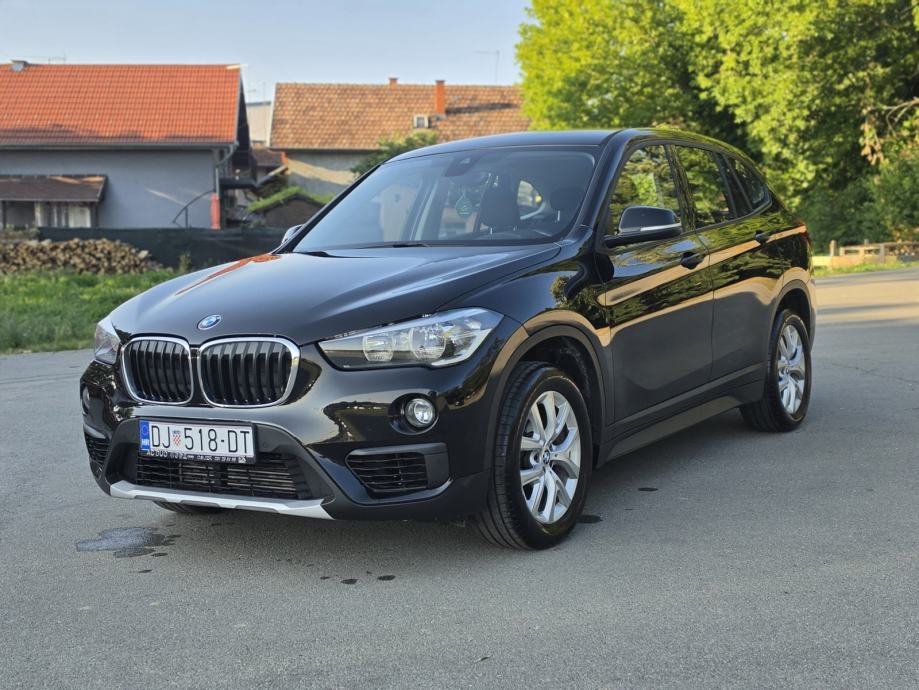 BMW X1 18i, fotografija 4