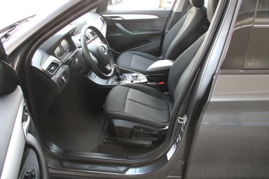 ➡️ BMW X1 2.0dA LED ALU NAVI PDC360° R-Cam Bluetooth Tempomat 2022., fotografija 11