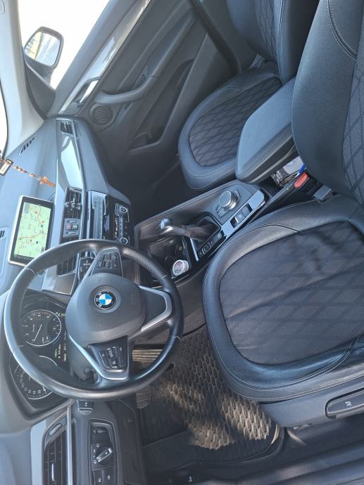 BMW X1 20d automatik, fotografija 8