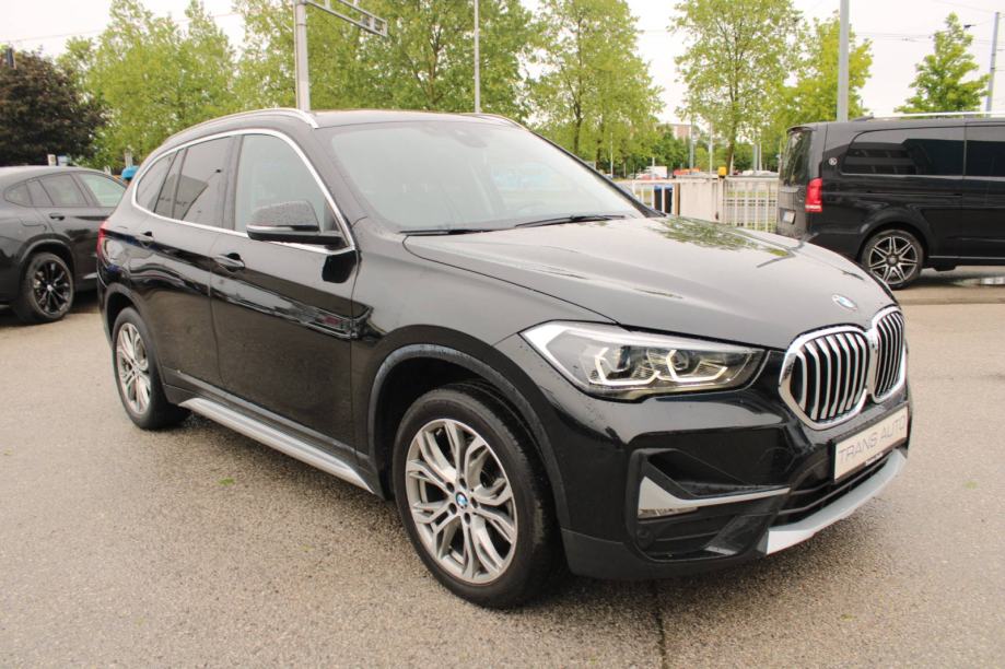 BMW X1 20d xDrive X Line AUTOMATIK *PANORAMA,LED,NAVIGACIJA,KAMERA*, fotografija 3