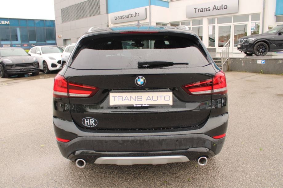 BMW X1 20d xDrive X Line AUTOMATIK *PANORAMA,LED,NAVIGACIJA,KAMERA*, fotografija 6