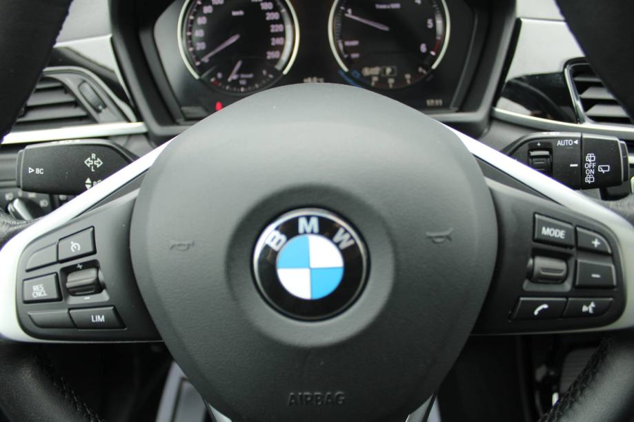 BMW X1 20d xDrive X Line AUTOMATIK *PANORAMA,LED,NAVIGACIJA,KAMERA*, fotografija 15