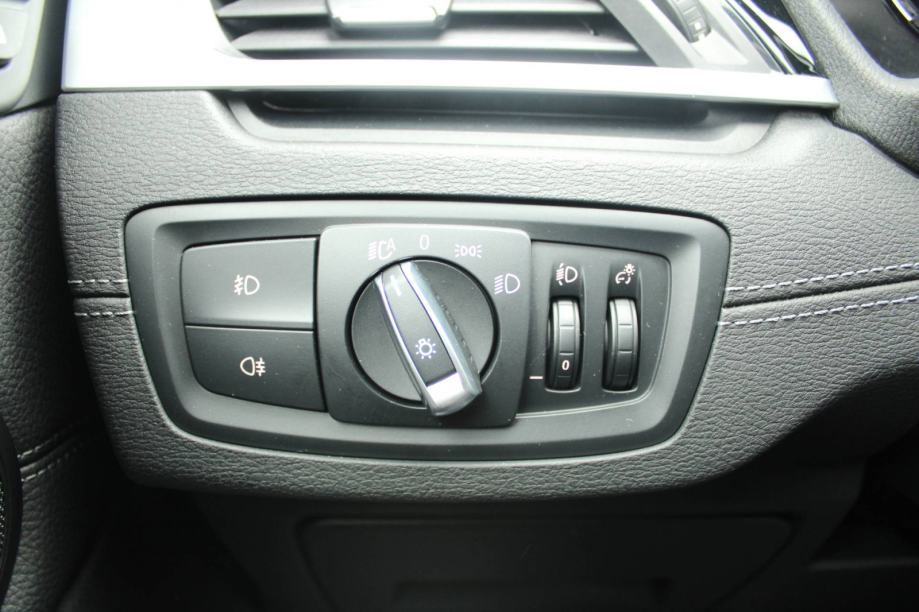 BMW X1 20d xDrive X Line AUTOMATIK *PANORAMA,LED,NAVIGACIJA,KAMERA*, fotografija 17