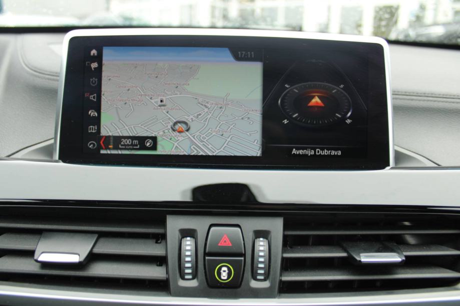 BMW X1 20d xDrive X Line AUTOMATIK *PANORAMA,LED,NAVIGACIJA,KAMERA*, fotografija 18