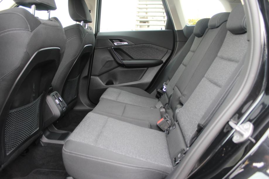 BMW X1 20xd AUTOMATIK, LED, ALU 17", NAVIGACIJA, KAMERA, GARANCIJA., fotografija 9