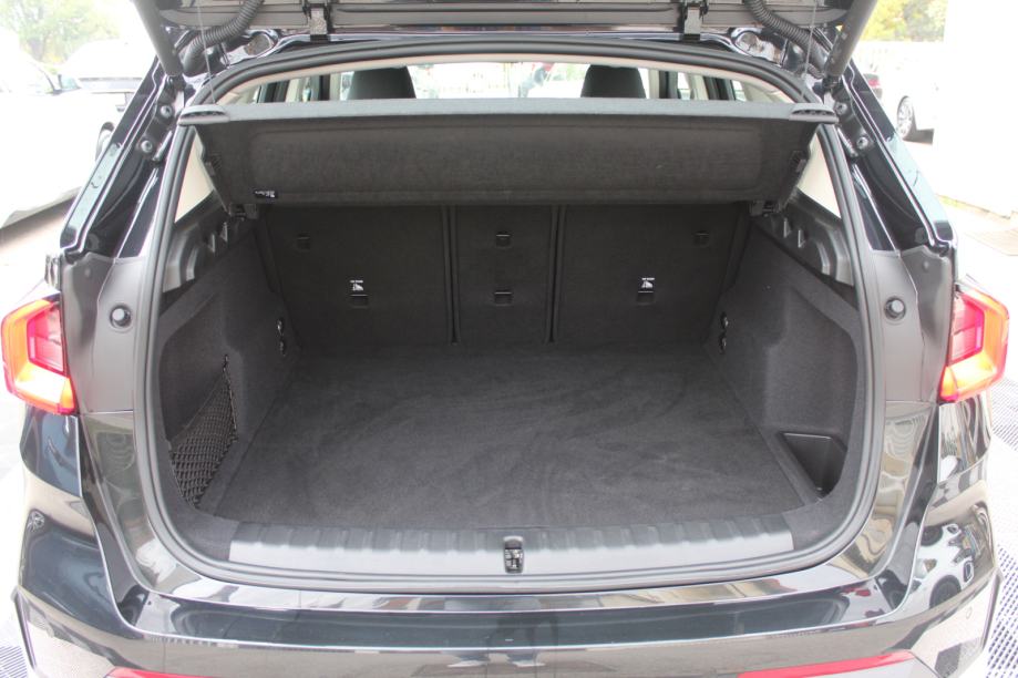 BMW X1 20xd AUTOMATIK, LED, ALU 17", NAVIGACIJA, KAMERA, GARANCIJA., fotografija 16