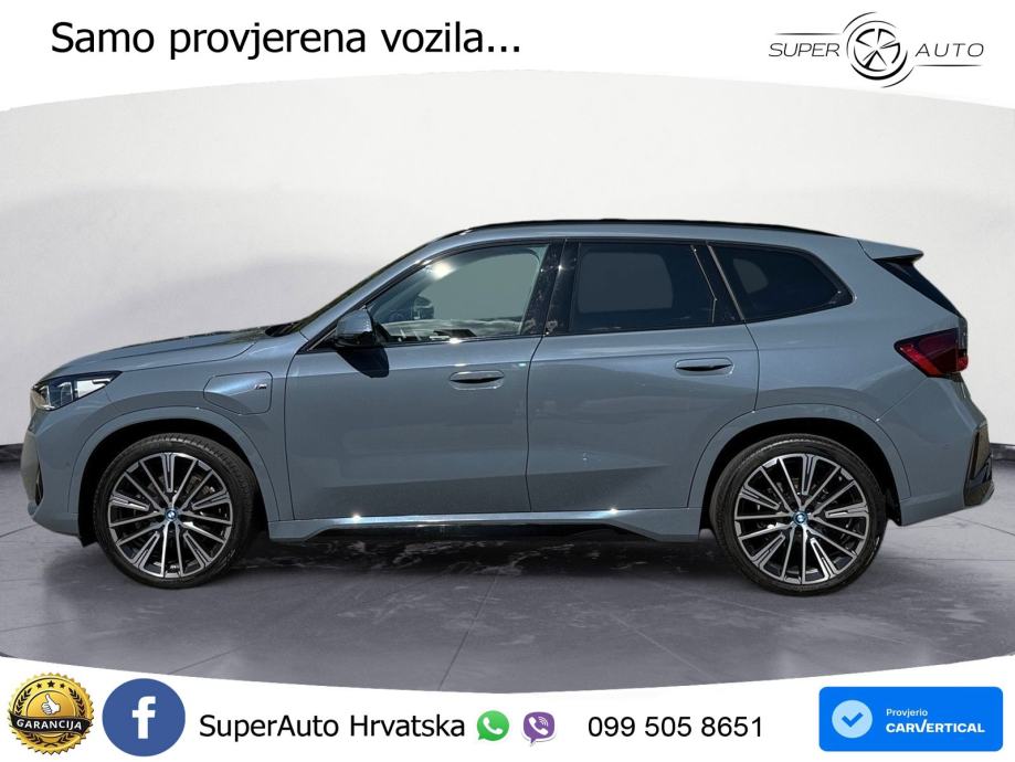 BMW X1 30e (326 KS) xDrive Steptronic M Sport ACC+HEAD+GR SJED+360+PAN, fotografija 2