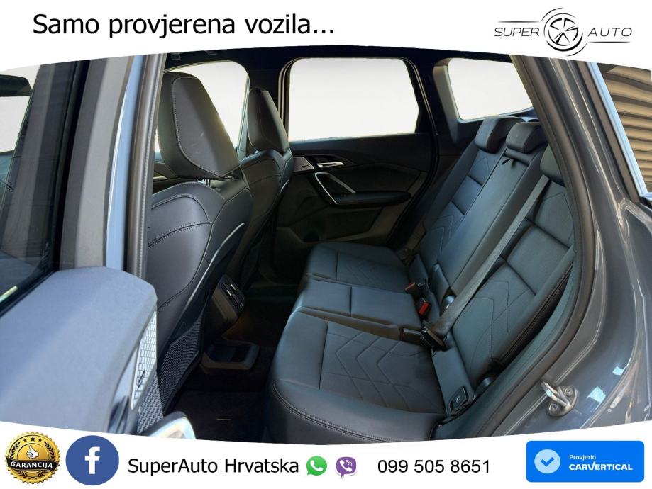 BMW X1 30e (326 KS) xDrive Steptronic M Sport ACC+HEAD+GR SJED+360+PAN, fotografija 12