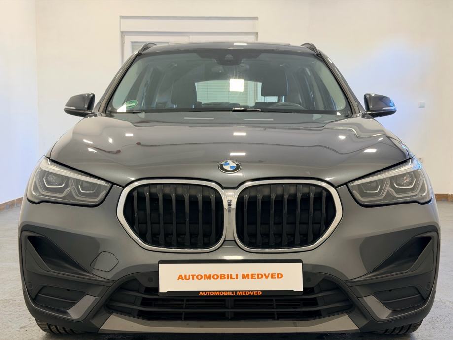 BMW X1 sDrive 18d,FULL LED,NAVI,PANORAMA,HEAD UP,GR.SJED,JAMSTVO 24MJ!, fotografija 2