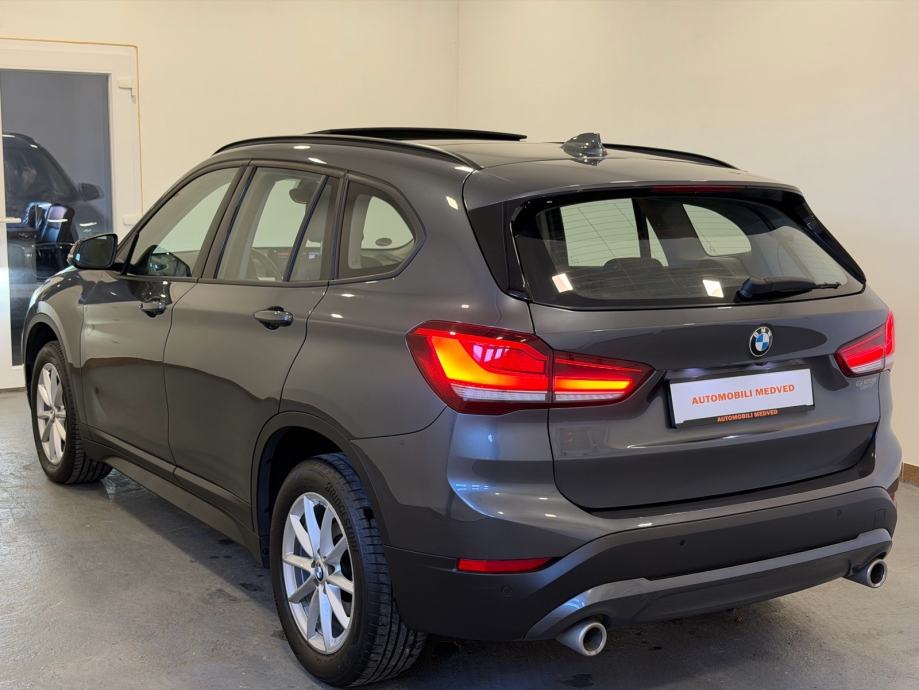 BMW X1 sDrive 18d,FULL LED,NAVI,PANORAMA,HEAD UP,GR.SJED,JAMSTVO 24MJ!, fotografija 9