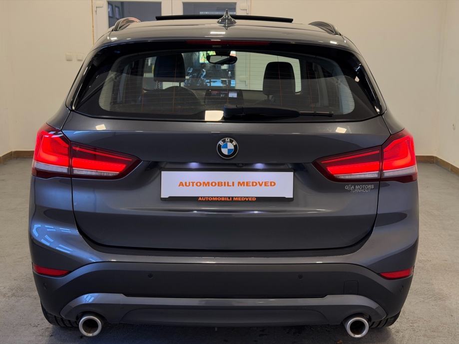 BMW X1 sDrive 18d,FULL LED,NAVI,PANORAMA,HEAD UP,GR.SJED,JAMSTVO 24MJ!, fotografija 10