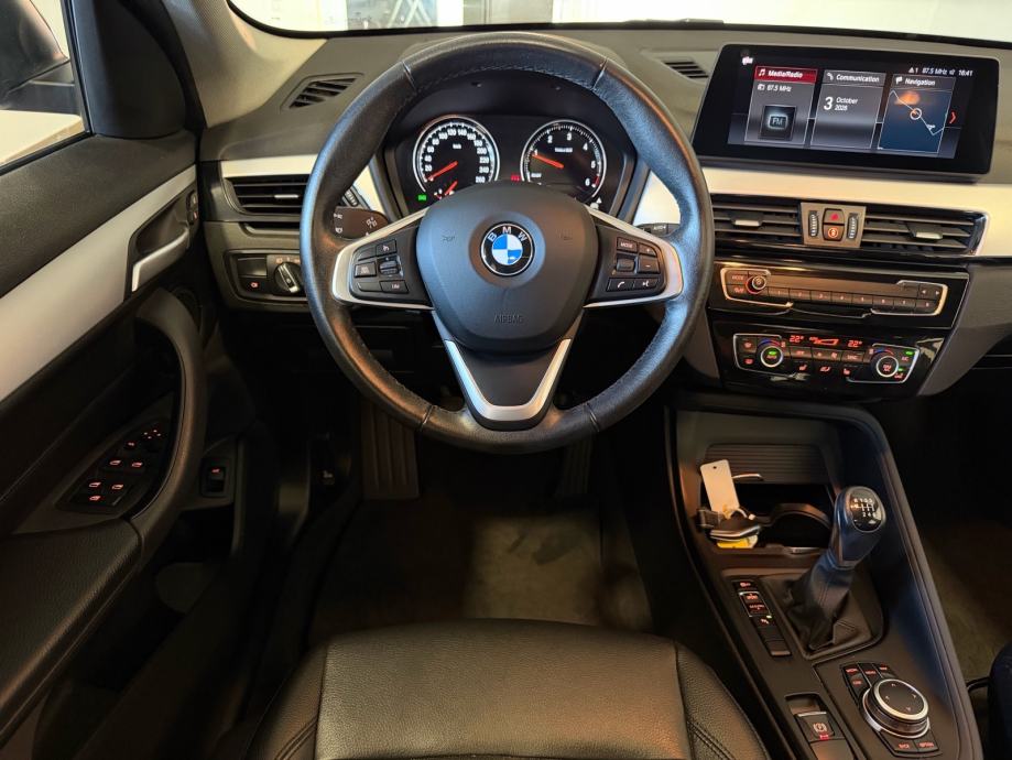 BMW X1 sDrive 18d,FULL LED,NAVI,PANORAMA,HEAD UP,GR.SJED,JAMSTVO 24MJ!, fotografija 20