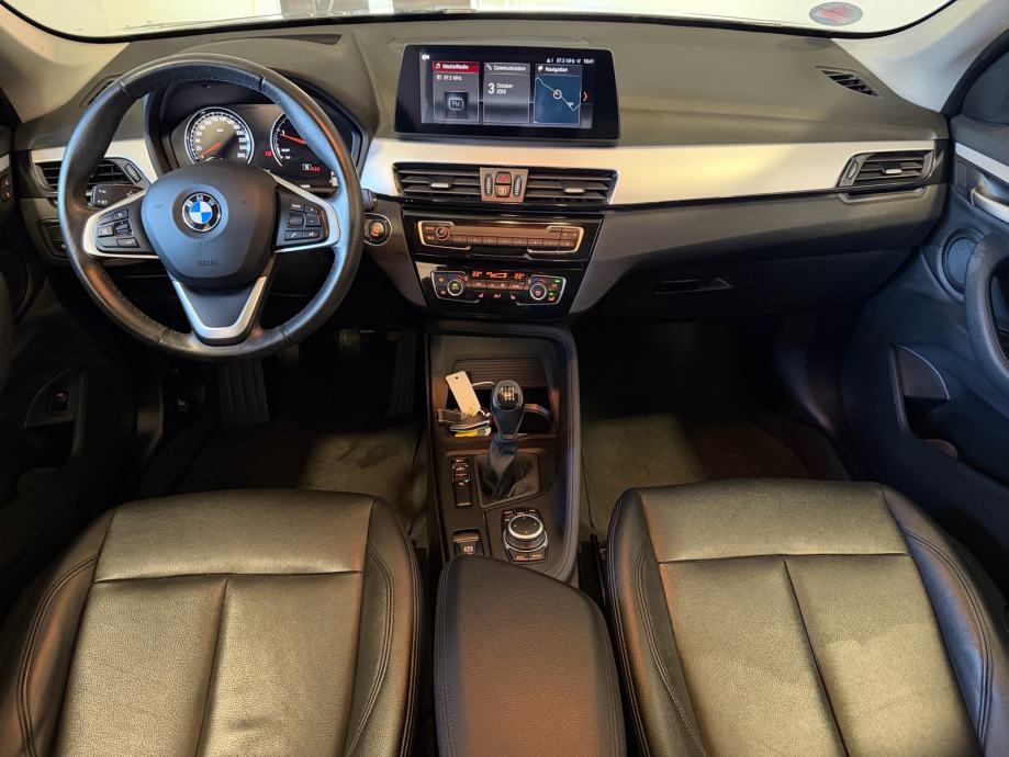 BMW X1 sDrive 18d,FULL LED,NAVI,PANORAMA,HEAD UP,GR.SJED,JAMSTVO 24MJ!, fotografija 19