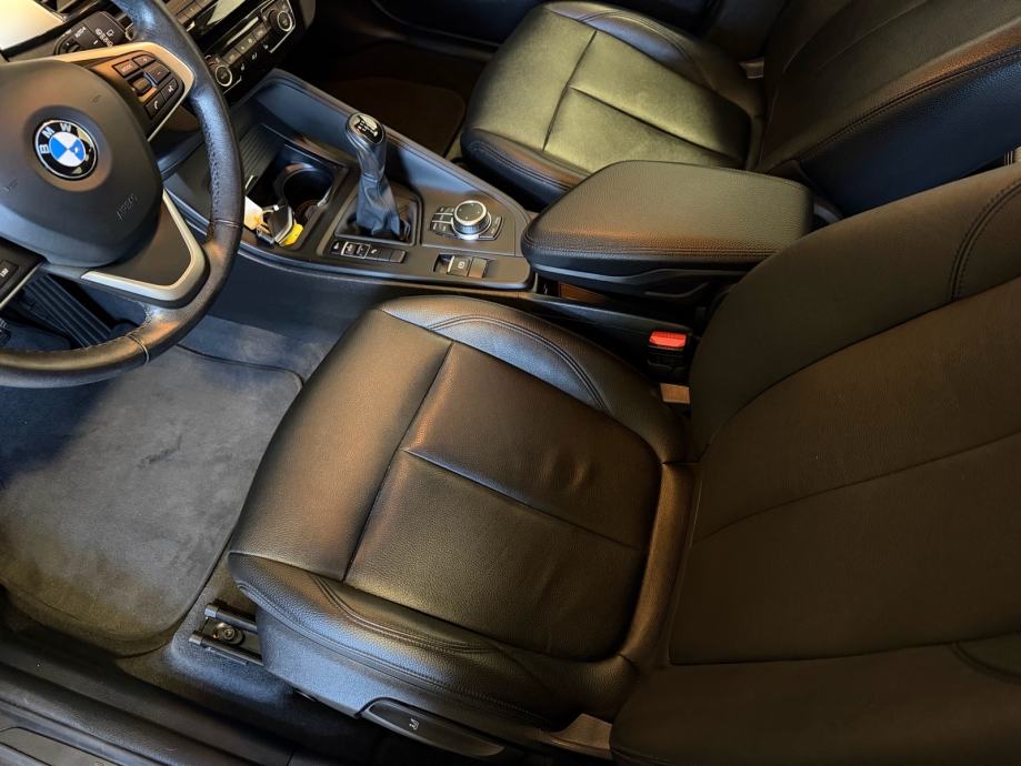 BMW X1 sDrive 18d,FULL LED,NAVI,PANORAMA,HEAD UP,GR.SJED,JAMSTVO 24MJ!, fotografija 13