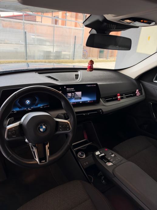 BMW X1 Sdrive 18d, fotografija 5
