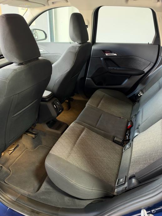 BMW X1 Sdrive 18d, fotografija 8