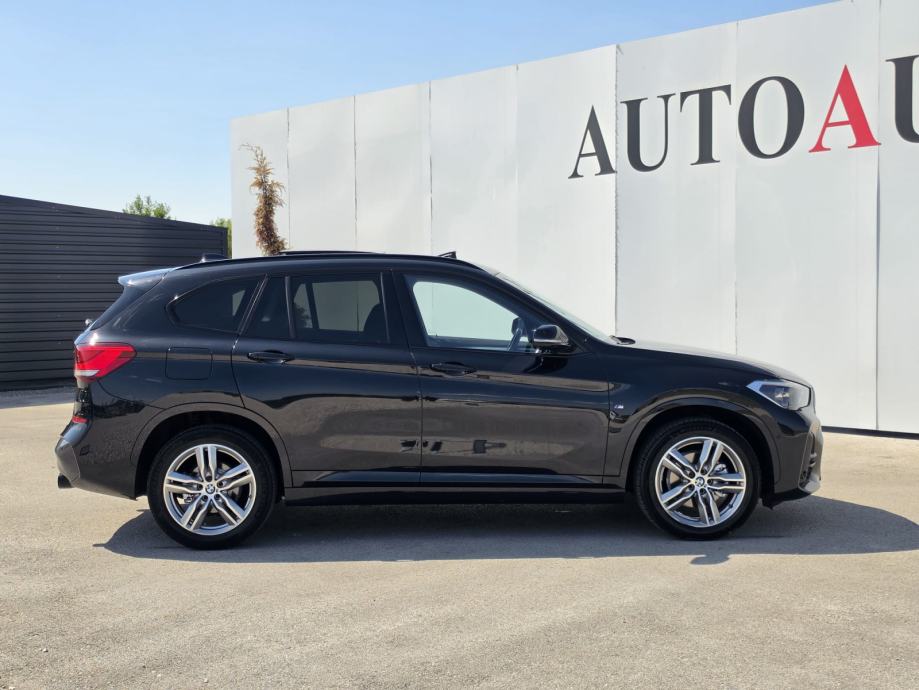 BMW X1 sDrive 2.0d *M-PAKET* AUTOMAT,PANO,KAMERA,NAVI,GRI.SJED,JAMSTVO, fotografija 6