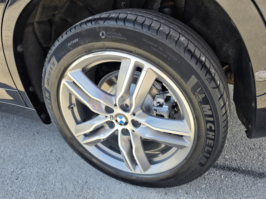 BMW X1 sDrive 2.0d *M-PAKET* AUTOMAT,PANO,KAMERA,NAVI,GRI.SJED,JAMSTVO, fotografija 10