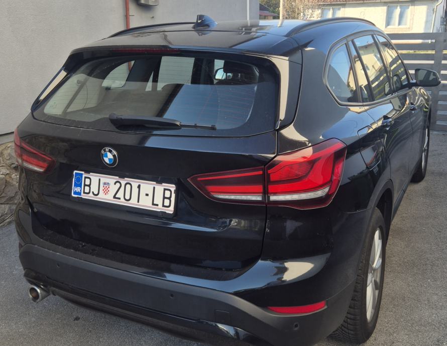 BMW X1 sDrive16d ručni mjenjač, fotografija 12