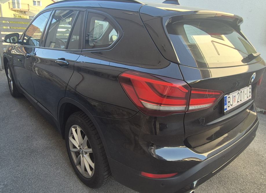 BMW X1 sDrive16d ručni mjenjač, fotografija 7