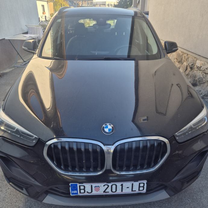 BMW X1 sDrive16d ručni mjenjač, fotografija 11