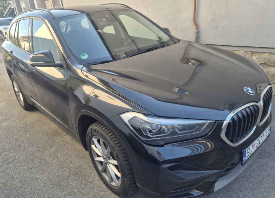 BMW X1 sDrive16d ručni mjenjač, fotografija 9