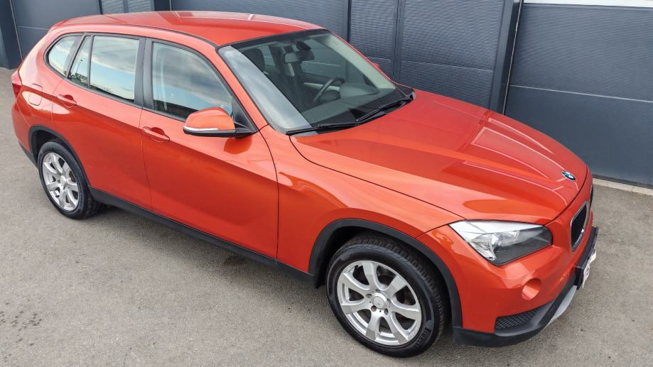 BMW X1 sDrive16d ***NOVI LANAC***, fotografija 10